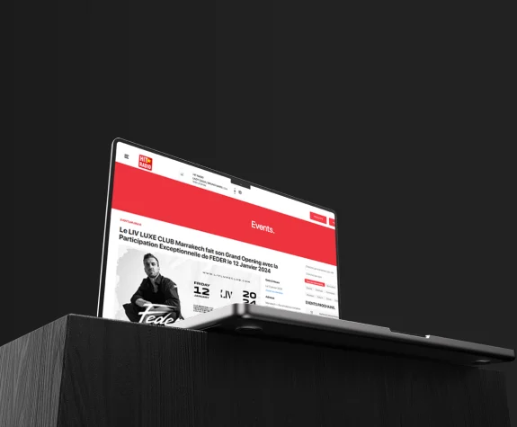 laptop_screen_mockup_10 copy